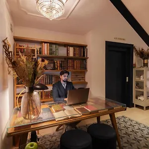 Almaria - Ex Libris | Chiado Apartment Lissabon